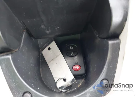 2011 Toyota Prius Five from USA, damaged, VIN JTDKN3DU4B0303293